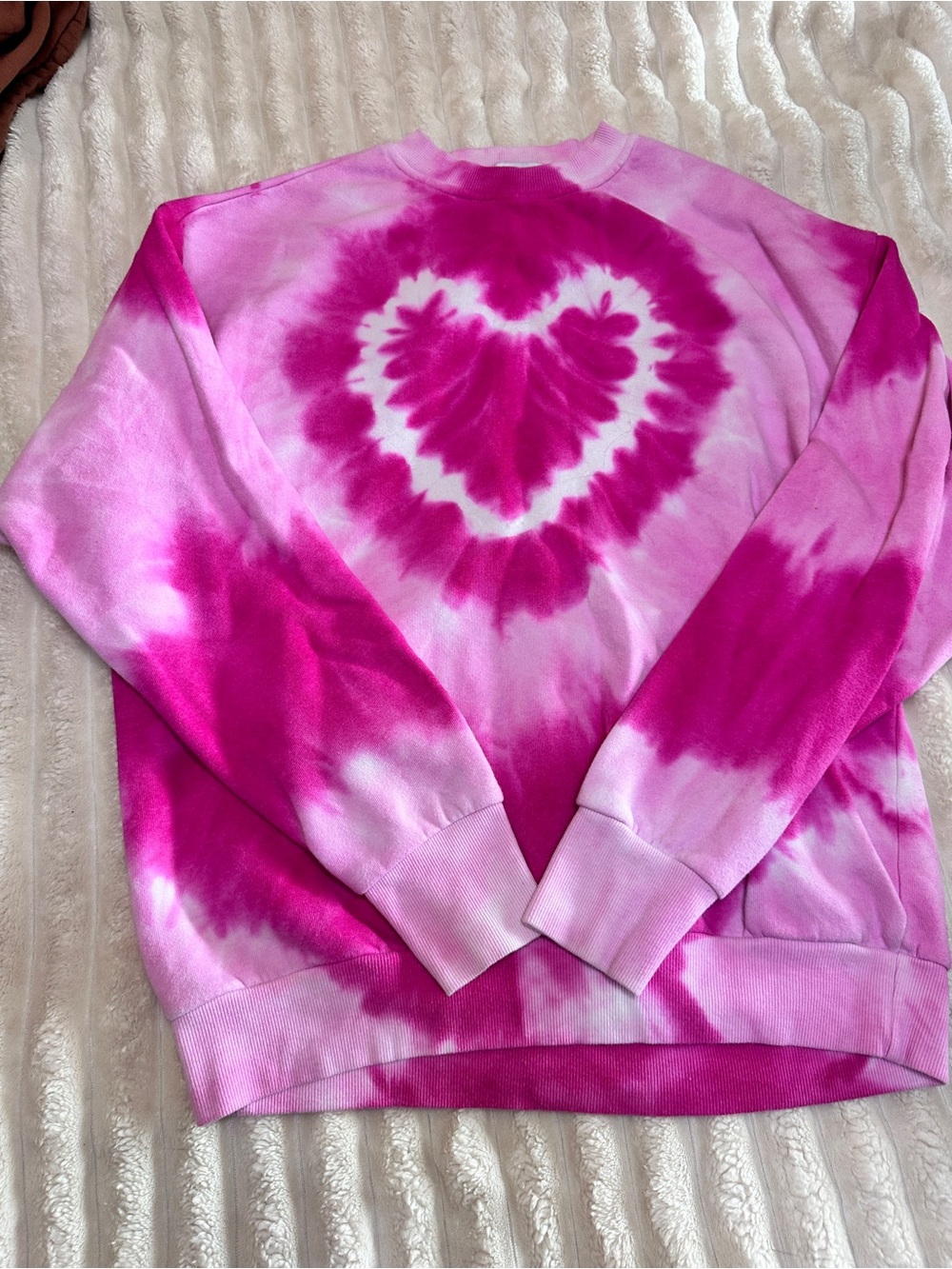 Tie dye heart sweatshirt